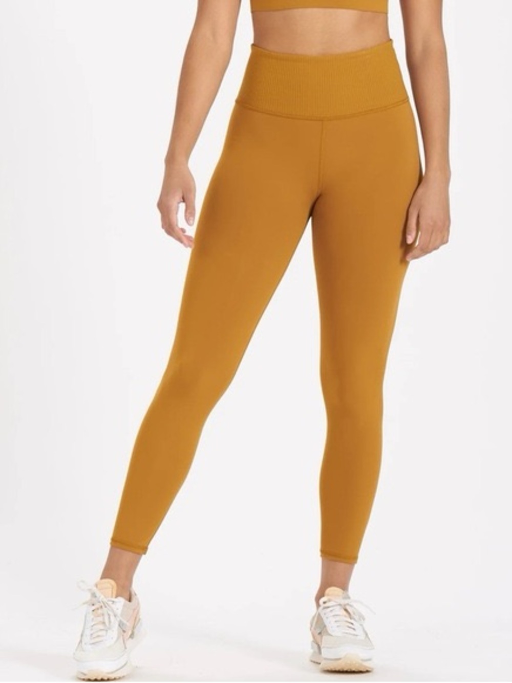 NWT sz M Vuori Rib Studio Leggings in Dark Golden 26” inseam high rise